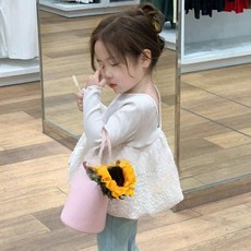 女童款氣球袖V領襯衫 CCW34GBL115