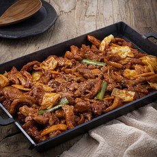 산수골목장 두번 나눠먹는 춘천식 닭갈비 (냉장), 800g, 1개