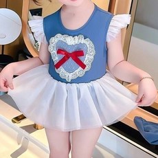 Bebeniz 女童款蕾絲愛心泳衣套裝