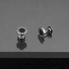 gelluna 手術鋼羅馬字母單顆黑槓鈴耳環 P-1103 10mm 2件 + 收納盒套組