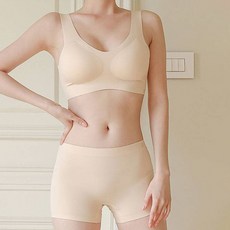 GLAM GONGGAM 寧靜 無縫一體成型胸墊 無鋼圈無痕背心式內衣 + 四角內褲套裝