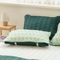 The Zari 柔滑空氣水洗絎縫鬆緊帶枕頭套