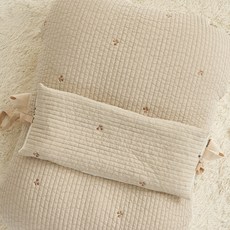 lolbaby 嬰兒防驚嚇安撫枕, 櫻桃 米色