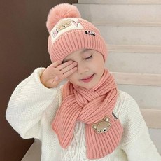 KIZTREE 兒童毛球熊熊帽 + 圍巾組 DM-145