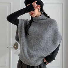 KnitNJean 女款Oversize羊羔毛高領針織背心 米奇背心
