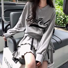MEICHEL 女款T恤 + 半身裙套裝 04791