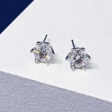 오에스티 여성용 925실버 1캐럿 모이사나이트 시뮬럿다이아 크라운 세팅 귀걸이