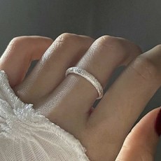 BeOurGuest 女士砂面立體開口戒指