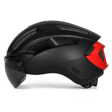 Pelle Aero 24 公路車護目鏡安全帽, 黑色