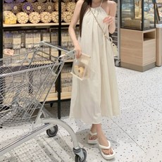 비비에모 바캉스 홀터넥 주름 롱 원피스 06685