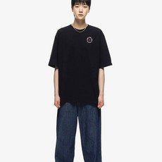 모즈모즈 플라워 디지털 오버핏 통기성 반팔 티셔츠