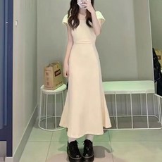 구디프 라운드 반팔 A라인 원피스