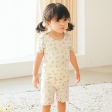 VAENAIT BABY 女童款花朵圖案褶皺短袖居家服套裝