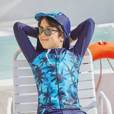 ICE SAND 男童防曬泳衣附遮陽帽組 BR-77209