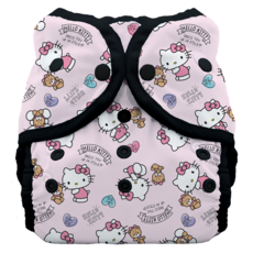 THiRSTiES 壓扣防水尿布兜 SANRIO聯名款 Hello Kitty Dear Bear 花色 16-25KG 100% 聚酯纖維, 1件