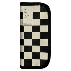 BeOnD on the table 鉛筆盒, 黑色棋盤格, 1個