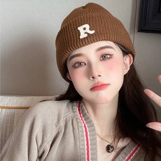 엘쏘 겨울 패션 R 자수 니트 모자