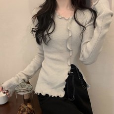 PEONIST 女款波浪荷葉邊長袖T恤