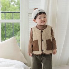 Arve 兒童栗子羊羔絨背心