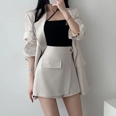 ViVEMO 雙翻領鈕扣夾克短裙短褲套裝 07160