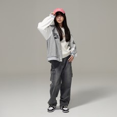 女孩修身寬幅工人水洗牛仔褲