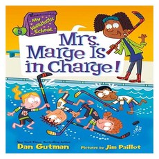My Weirdtastic School #5: Mrs. Marge Is in Charge!, HarperCollins