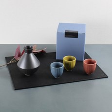 月鹽 半德利清酒壺 實惠4件三色套組, 1套, 酒瓶 + 酒杯 3入