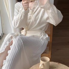 PEONIST 女款浪漫荷葉邊長版睡袍