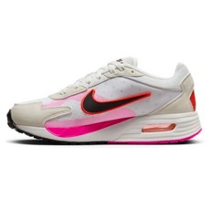 NIKE 耐吉 Air Max Solo女款氣墊運動鞋 FN0784-102
