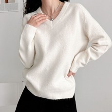 KnitNJean 女款寬鬆柔軟羊毛拉克蘭Neris V領針織衫