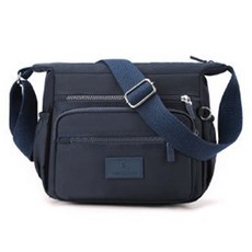 摩登帆布斜背包