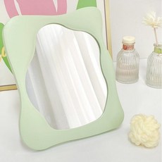 KUMI HANDS 北歐風格方形桌上鏡, 綠色