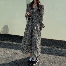 Paperments 寬鬆版型V領抓皺雪紡長版連身裙 10237 含大尺碼, 碎花