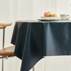 efactory Judy N 現代皮革防水素色餐桌桌布, 海軍藍, 4人座寬版(180 x 140 cm), 1個