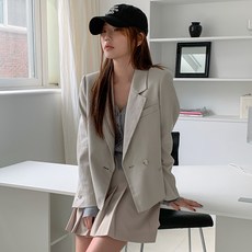 VAN AKE 女款單釦後飾帶短版外套