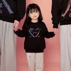 兒童款 全家家庭裝 We Are One 圓領衛衣