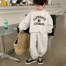 JOYMULTI MK 兒童12號籃球大學T + 束口褲套裝