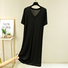 Hue Day 莫代爾開衩連身裙