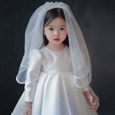 Bebe Monstory女童款緞面婚禮連身長裙+頭紗套裝