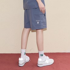 Beentrill 連帽防風梭織套裝 舒適版型短褲 BA242SP005