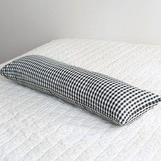 ASweetDay 可擁抱而睡的直筒型身體抱枕 含枕芯, 迷你格紋 黑色