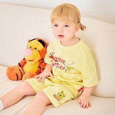 몰리멜리프렌즈 디즈니 아동용 곰돌이푸 베스트플레이 실내상하복 세트
