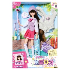 MIMI WORLD Mimi 世界系列 十七歲Mimi 公園滑板人偶, 1個, 混色