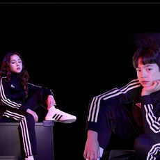 adidas 兒童訓練套裝 TR30