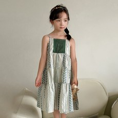 LITTLE RABBIT 女童 C 綠色度假風親子裝連身裙