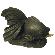 開運陶源 自在有餘/魚 黑墨石塑, 黑色