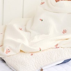 bebenuvo 幼兒用純棉刺繡Duraron雙面午睡被墊+紗毯+棉墊+棉枕頭+不織布收納袋組, 維里丘