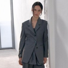 avamolli 女款沙漏單排扣西裝外套