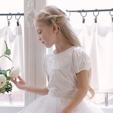 Ellalouise 女童款Abequetua蝴蝶結蕾絲T恤