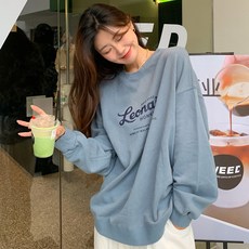 TANIZ 女款 Meritz 基本款字母印花大學T恤